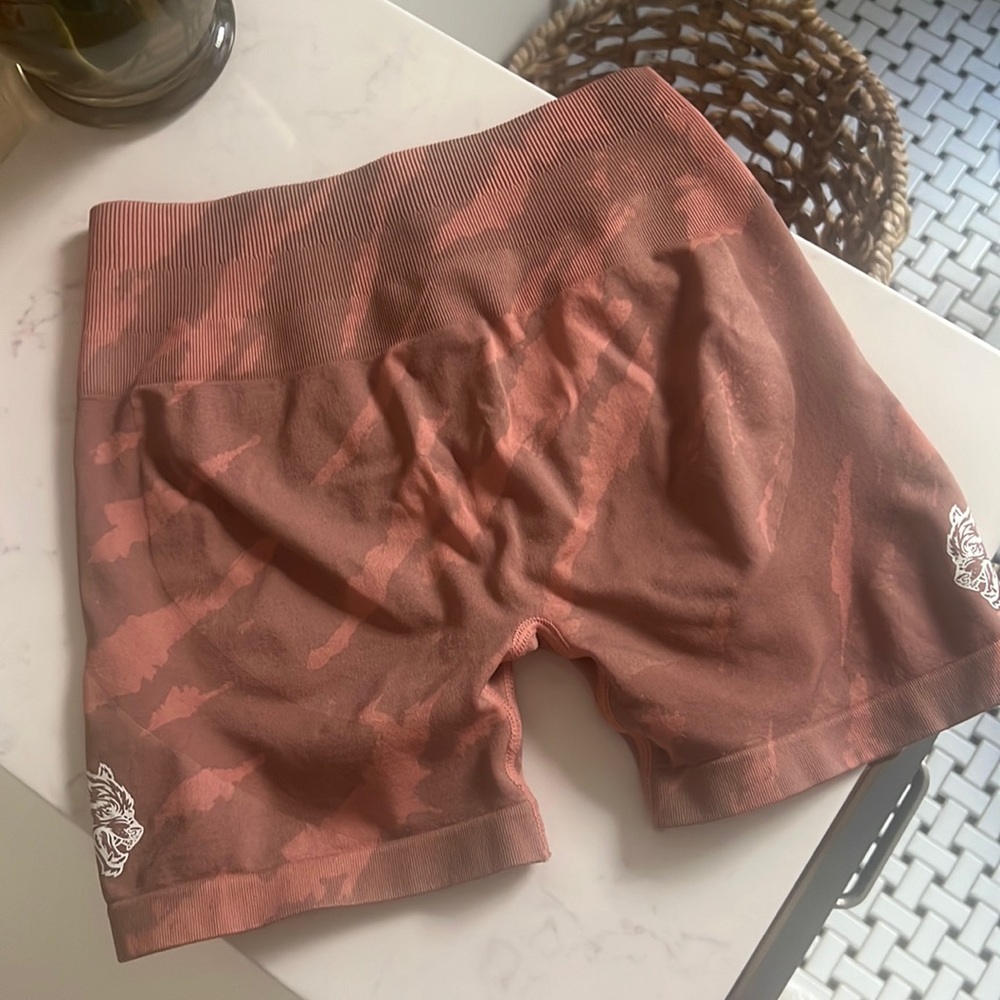 Pink Darc sport seamless shorts